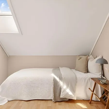 Διαμέρισμα Modern In Charming Area Μπέργκεν