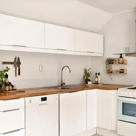 Διαμέρισμα Modern In Charming Area Μπέργκεν