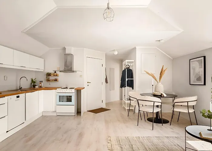 Modern In Charming Area * Μπέργκεν