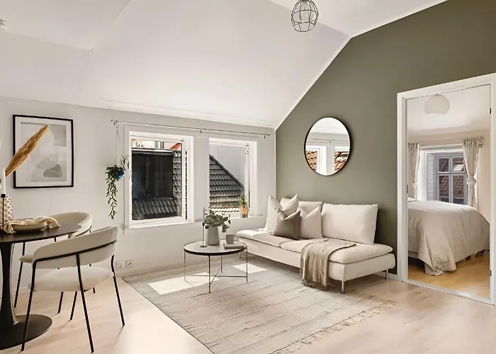 Apartament Modern In Charming Area *